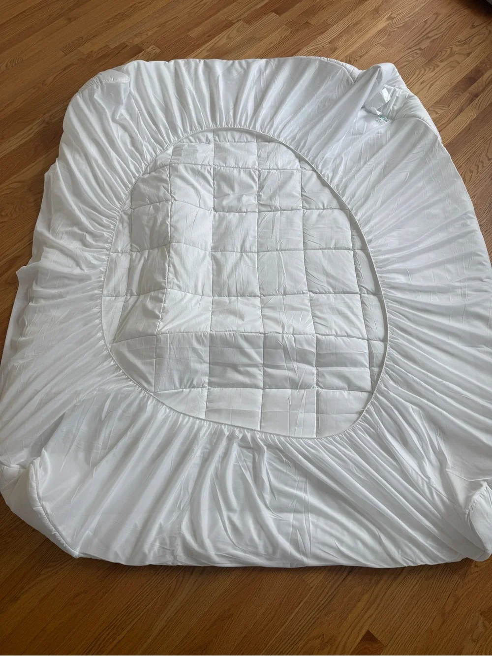 Queen mattress topper
